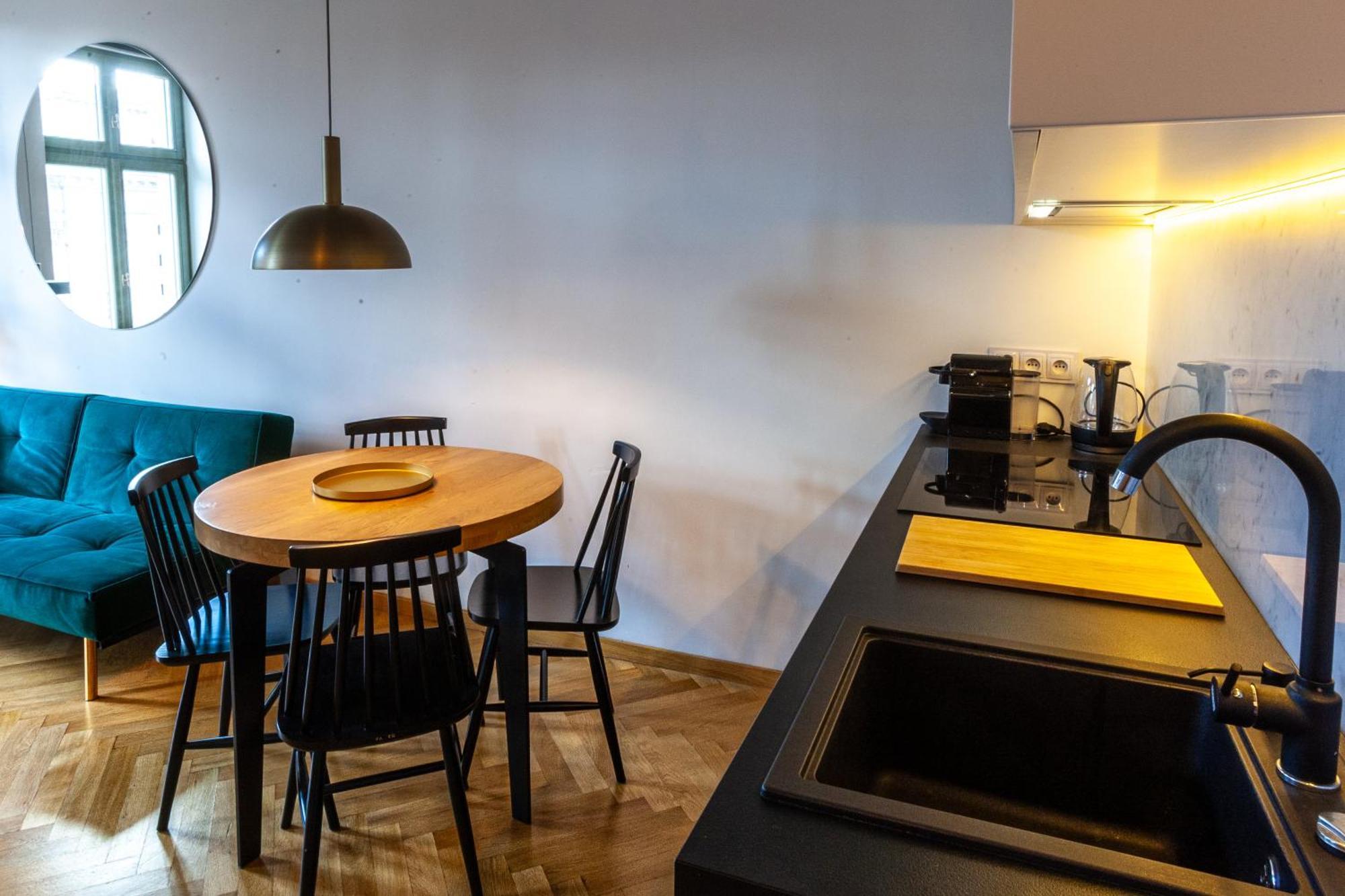 Charming Loft In The Old Town Apartment Krakow Bagian luar foto